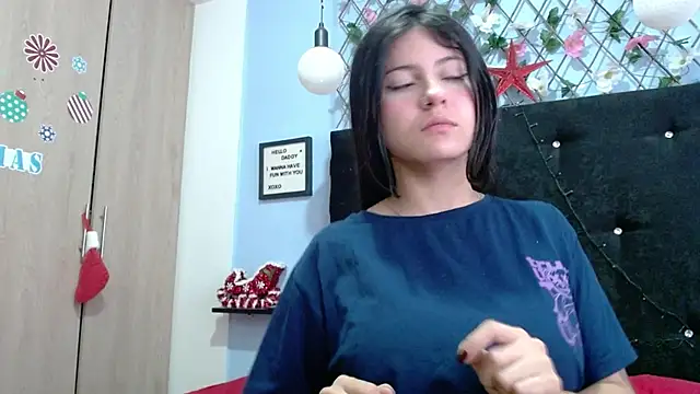 Snapshot of evatits_1 chatting on December 2024 12:11:02 PM evatits 1 online show from December 2024 12:11:02 PM