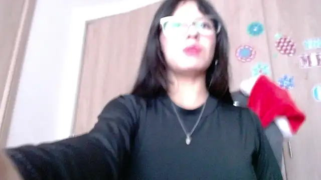 Snapshot of evatits_1 chatting on January 2025 12:16:02 PM evatits 1 online show from January 2025 12:16:02 PM