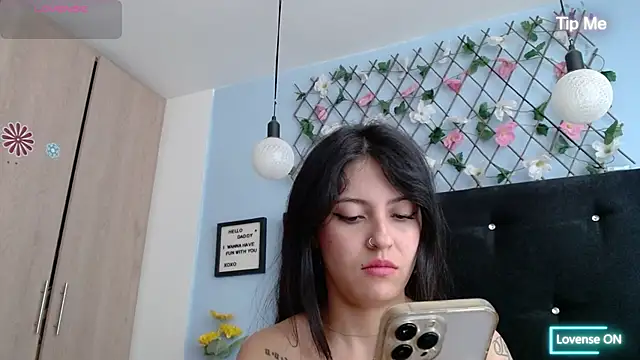 Snapshot of evatits_1 chatting on February 2025 12:08:01 PM evatits 1 online show from February 2025 12:08:01 PM