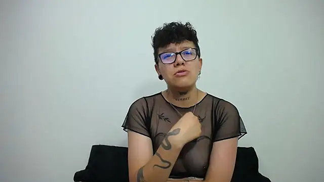 Snapshot of alex_noa chatting on February 2025 07:42:01 PM alex noa online show from February 2025 07:42:01 PM