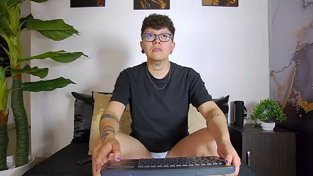 alex noa online show from February 2026 07:26:01 PM