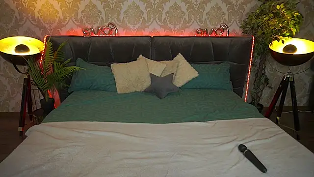 ArianaDarkk online show from March 2025 12:04:01 AM