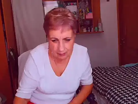 Snapshot of Victoria5643 chatting on December 2024 07:57:01 PM Victoria5643 online show from December 2024 07:57:01 PM