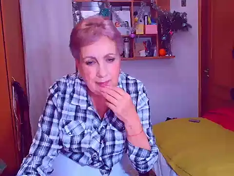 Snapshot of Victoria5643 chatting on December 2024 06:16:02 PM Victoria5643 online show from December 2024 06:16:02 PM