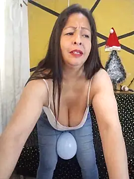 Snapshot of Catalina_JH chatting on December 2024 03:15:02 PM Catalina JH online show from December 2024 03:15:02 PM