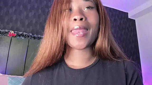 Snapshot of Anneth__M chatting on December 2024 04:46:02 PM Anneth M online show from December 2024 04:46:02 PM