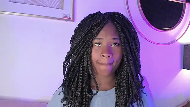 Snapshot of Anneth__M chatting on March 2025 07:50:02 PM Anneth M online show from March 2025 07:50:02 PM