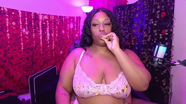 cheriserozequeen online show from February 2026 08:25:02 PM