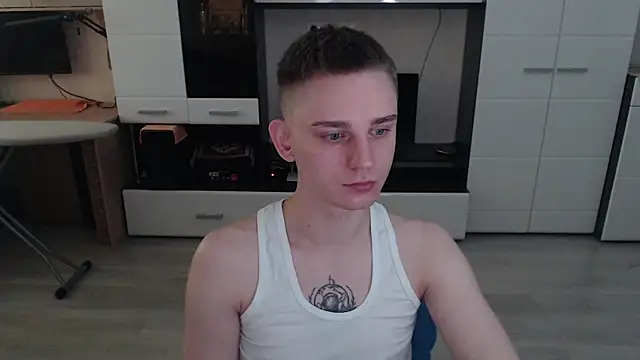 Snapshot of angryzan chatting on October 2025 04:52:01 AM angryzan online show from October 2025 04:52:01 AM