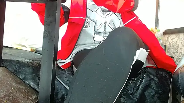 hairy pussywet online show from February 2025 03:20:02 PM