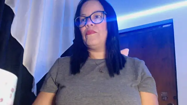 Snapshot of sofia_lopez76 chatting on March 2025 03:05:01 PM sofia lopez76 online show from March 2025 03:05:01 PM