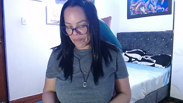 Snapshot of sofia_lopez76 chatting on September 2025 12:10:02 AM sofia lopez76 online show from September 2025 12:10:02 AM