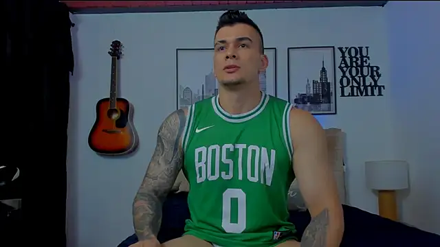 seancarreraa online show from January 2025 08:26:02 PM