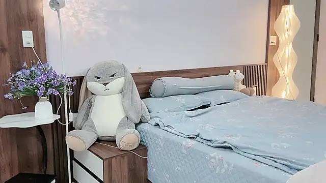  Ely  online show from October 2025 03:55:02 PM