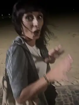 Snapshot of therealbeverlycious chatting on December 2024 08:55:02 PM therealbeverlycious online show from December 2024 08:55:02 PM