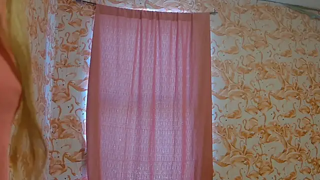 strawberrysmoothie online show from March 2026 07:31:01 PM