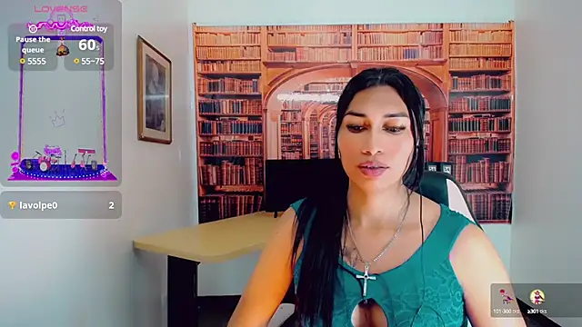 Snapshot of khiara_moretti chatting on December 2024 01:39:02 AM khiara moretti online show from December 2024 01:39:02 AM