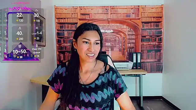 Snapshot of khiara_moretti chatting on December 2024 07:26:02 PM khiara moretti online show from December 2024 07:26:02 PM