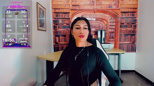Snapshot of khiara_moretti chatting on December 2024 10:44:02 PM khiara moretti online show from December 2024 10:44:02 PM