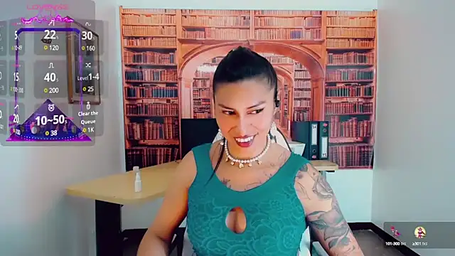 Snapshot of khiara_moretti chatting on February 2025 10:44:02 PM khiara moretti online show from February 2025 10:44:02 PM