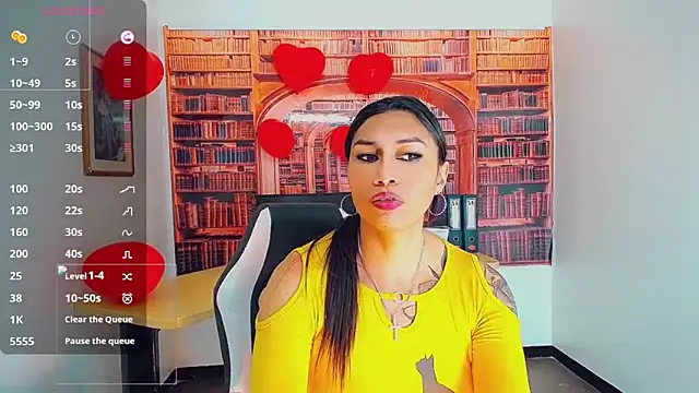 Snapshot of khiara_moretti chatting on February 2025 07:42:01 PM khiara moretti online show from February 2025 07:42:01 PM