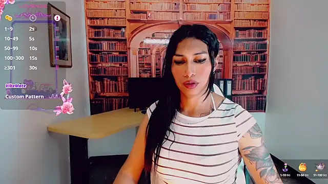 Snapshot of khiara_moretti chatting on February 2025 10:39:02 PM khiara moretti online show from February 2025 10:39:02 PM