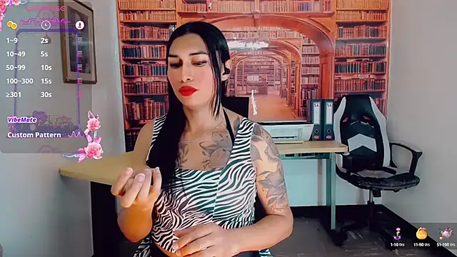 Snapshot of khiara_moretti chatting on March 2025 10:38:02 PM khiara moretti online show from March 2025 10:38:02 PM