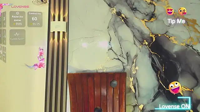 khiara moretti online show from February 2026 07:42:02 PM