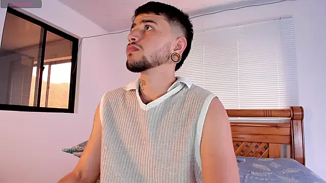 ftmphilip  online show from October 2025 08:04:01 PM