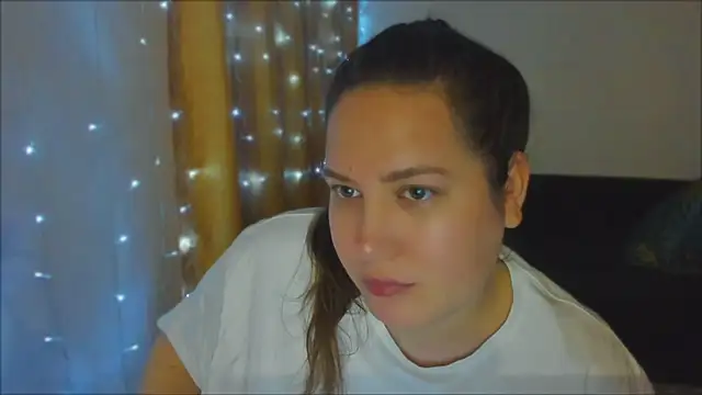 Snapshot of _madalexa_ chatting on October 2025 07:23:02 PM madalexa online show from October 2025 07:23:02 PM