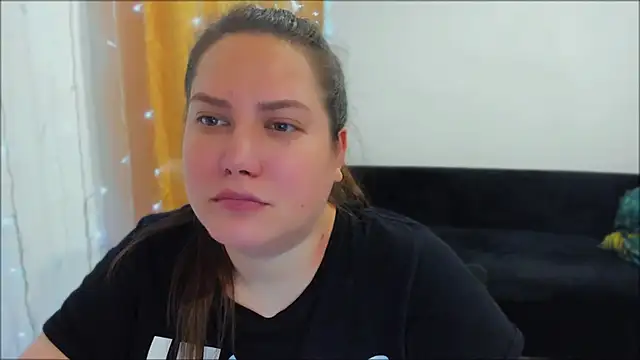 Snapshot of _madalexa_ chatting on October 2025 07:26:01 PM madalexa online show from October 2025 07:26:01 PM