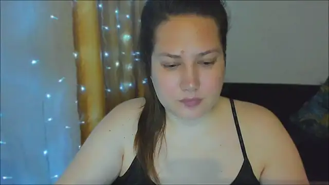 Snapshot of _madalexa_ chatting on October 2025 10:34:02 PM madalexa online show from October 2025 10:34:02 PM