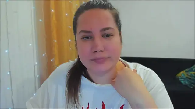 Snapshot of _madalexa_ chatting on November 2025 06:41:04 PM madalexa online show from November 2025 06:41:04 PM