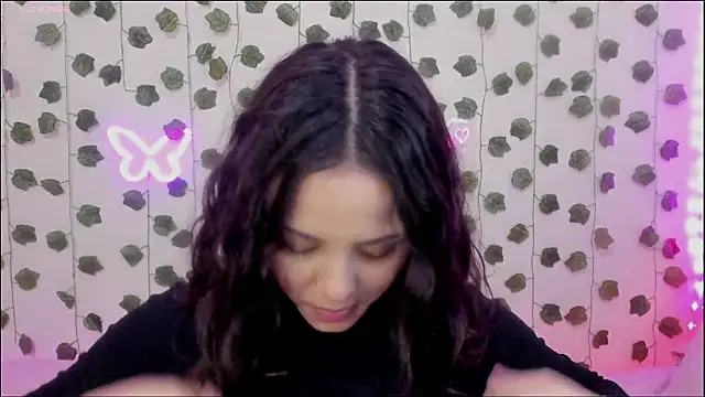 Megan Rodrigo online show from December 2024 10:28:02 PM