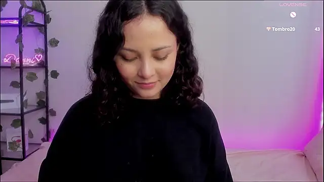 Megan Rodrigo online show from January 2025 07:08:01 PM