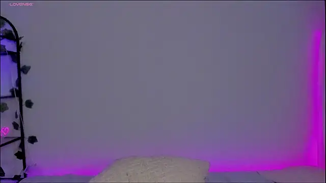 Megan Rodrigo online show from January 2025 10:13:02 PM