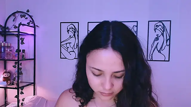 Megan Rodrigo online show from October 2025 07:26:01 PM