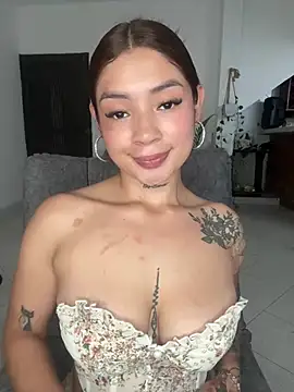 Roxanne 08 online show from January 2025 07:01:02 PM