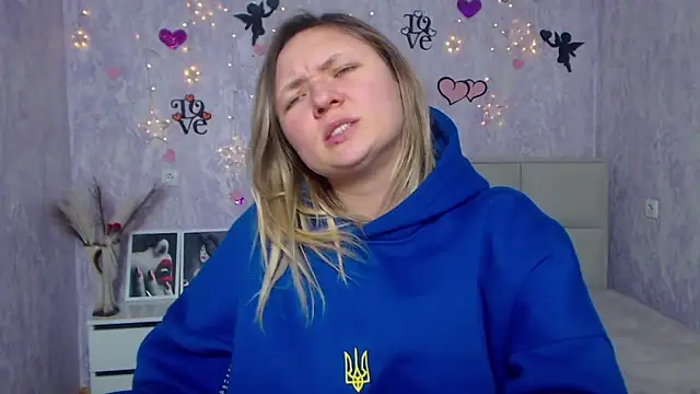 SallyVerda online show from February 2025 02:38:02 PM