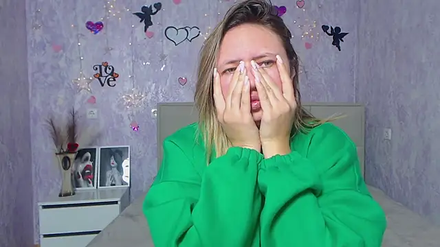 SallyVerda online show from February 2025 06:47:02 PM