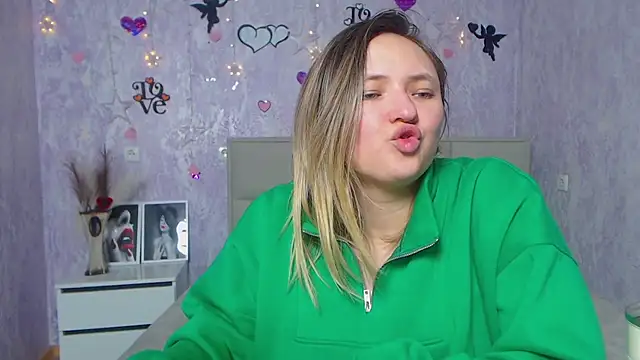 SallyVerda online show from February 2025 09:46:01 PM