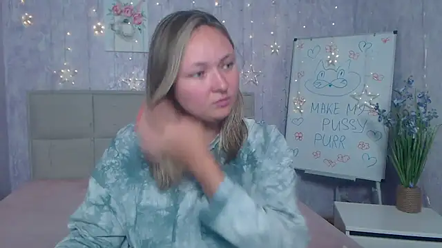 SallyVerda online show from October 2025 06:05:02 PM