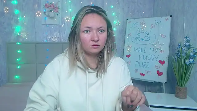 SallyVerda online show from October 2025 05:36:02 PM