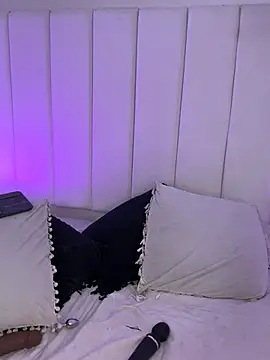 Snapshot of Amber_Martins_ chatting on January 2025 03:09:02 AM Amber Martins online show from January 2025 03:09:02 AM