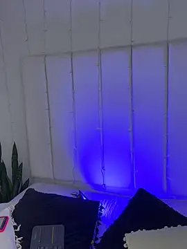 Snapshot of Amber_Martins_ chatting on February 2025 08:41:01 PM Amber Martins online show from February 2025 08:41:01 PM