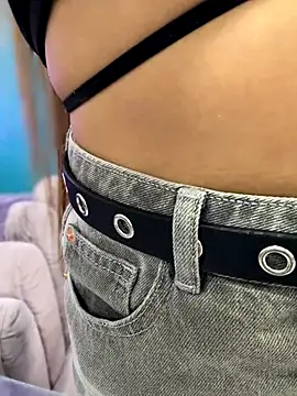 Snapshot of Amber_Martins_ chatting on September 2025 09:40:02 PM Amber Martins online show from September 2025 09:40:02 PM