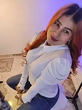 Snapshot of Amber_Martins_ chatting on June 2026 12:08:01 AM Amber Martins online show from June 2026 12:08:01 AM