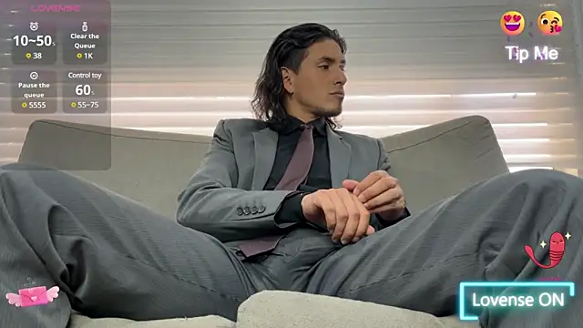 Tom blunt96 online show from February 2025 05:59:01 PM