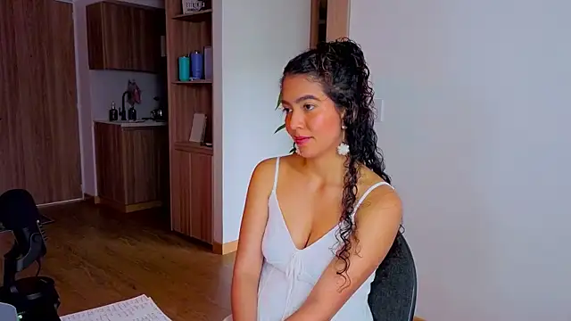 arteverena online show from April 2026 05:41:02 PM