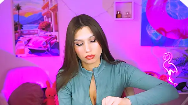 Snapshot of MollyPerry chatting on February 2025 03:59:01 PM MollyPerry online show from February 2025 03:59:01 PM